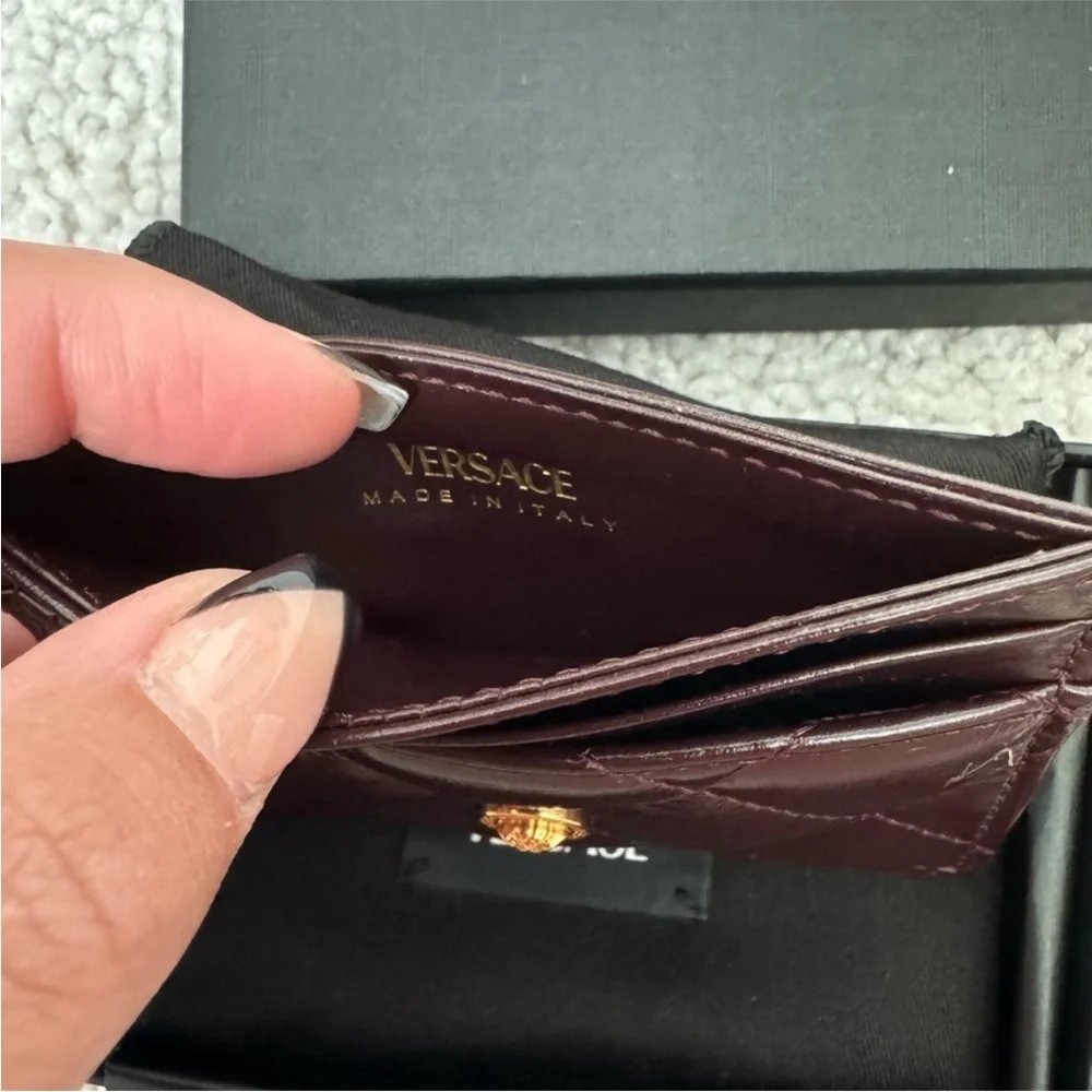 NWT Versace Medusa Burgundy Patent Leather Cardholder